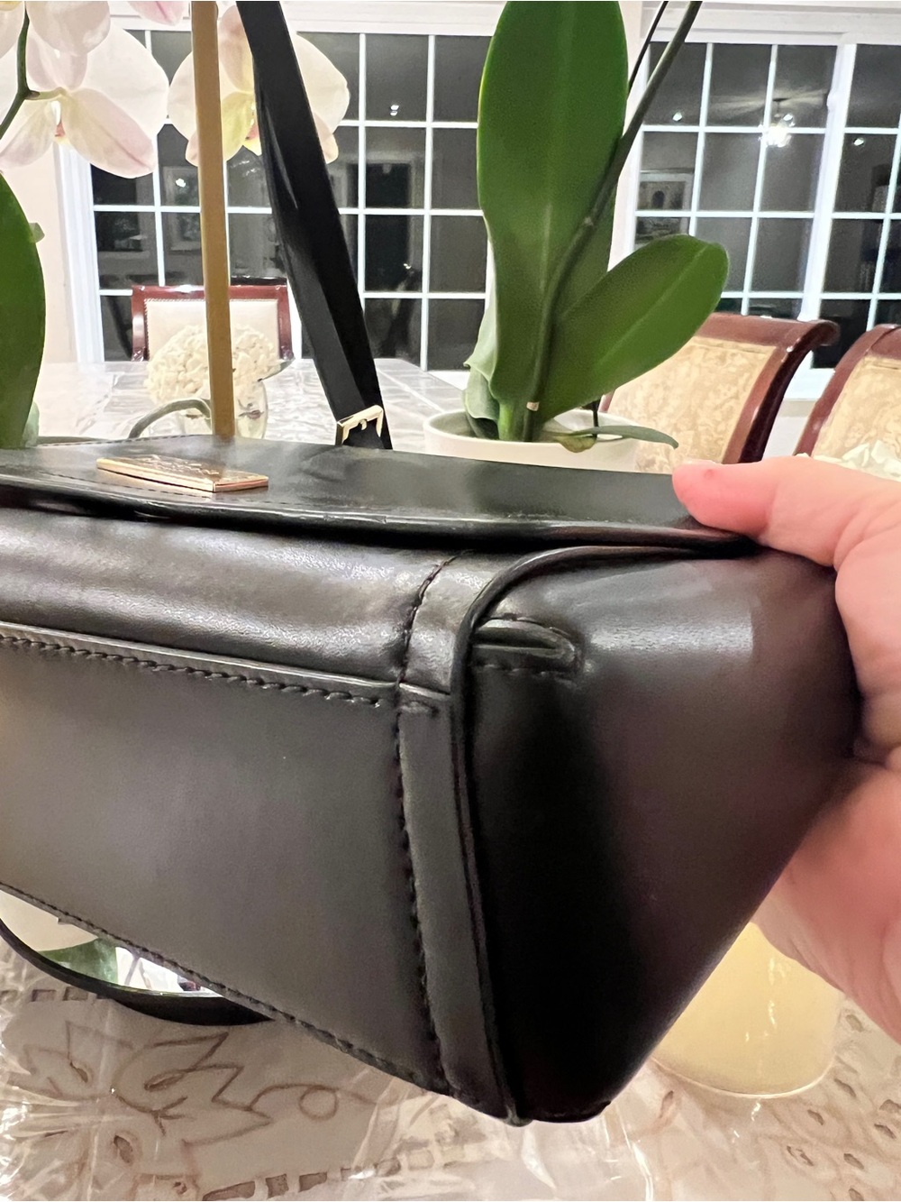 Kate Spade New York Black Leather Flap Crossbody Bag Pink Interior Gold Hardware - Picture 9 of 10
